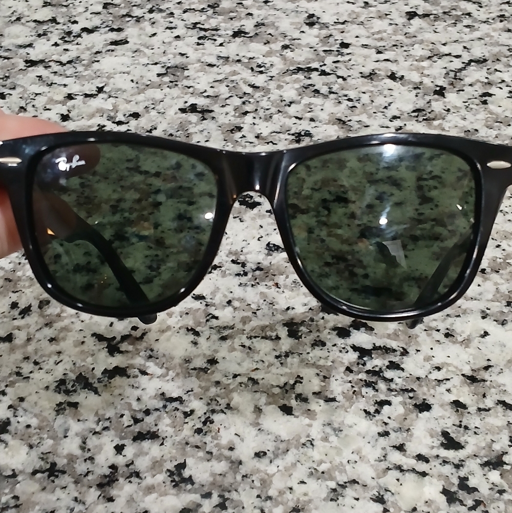 Ray-Ban Classic Black Sunglasses
